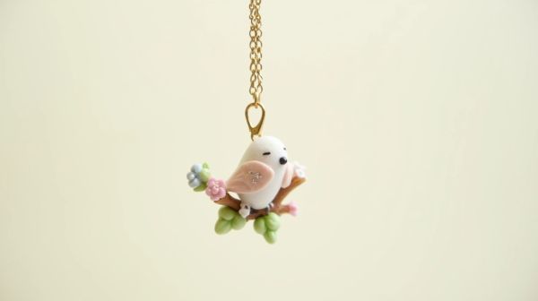 Make your friends smile with unique friendship charms